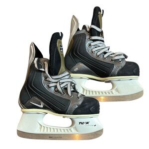 Vintage Nike Quest V4 Zoom Air Pro Style Ice Hockey Skates NHL Tuuk Youth 1